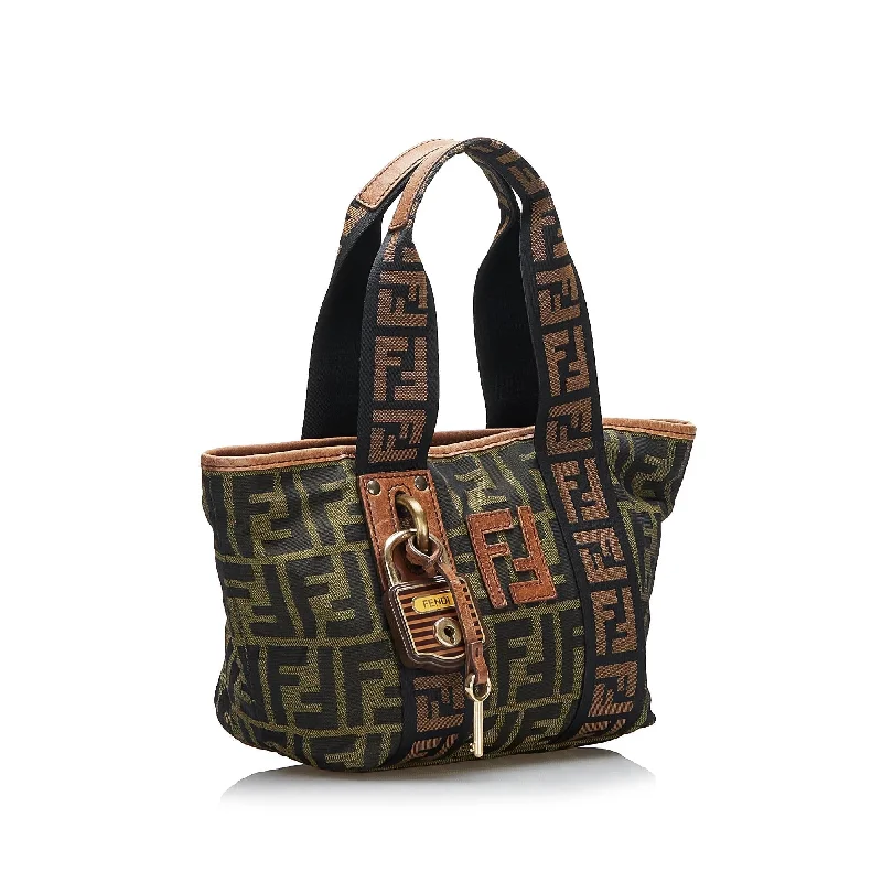 Ladies Fendi shoulder bags with a detachable scarf strap for a stylish and versatile optionFendi Zucca  Handbag (SHG-UA8E6t)