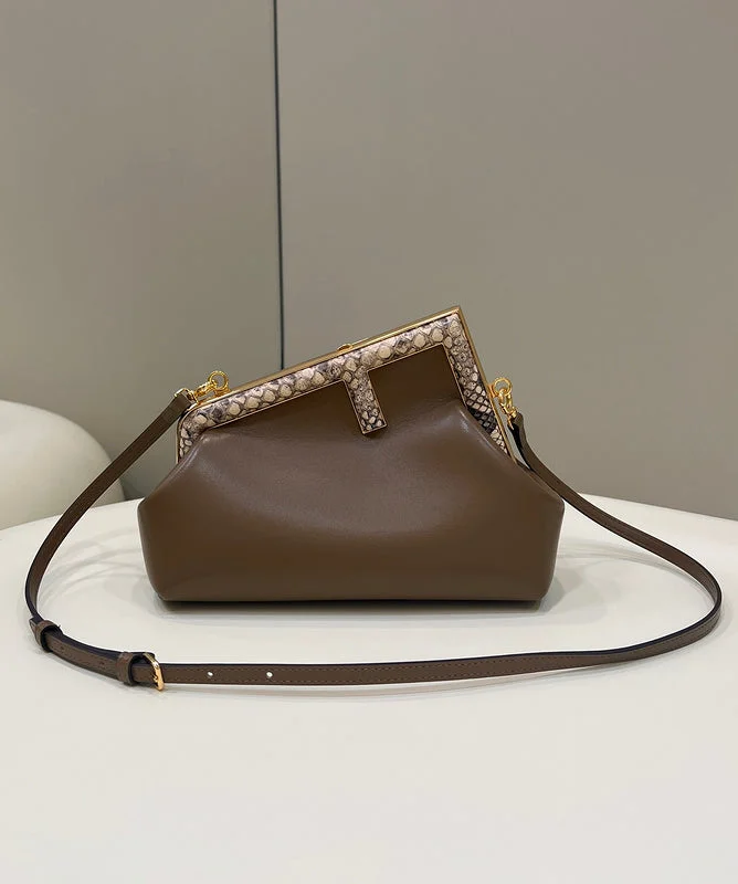 Ladies Fendi crossbody bags with a single - strap design for simplicity and ease of useWF - Fendi Bags - 492