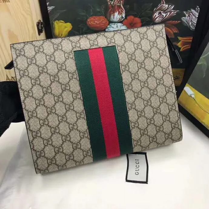 Women Gucci bags with a detachable mirror insideGucci Bags