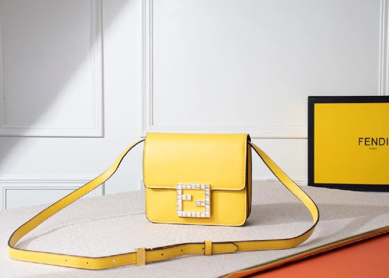 Fendi Sunshine Shopper bags with a removable interior organizer for customized storageLuxury  Bags Fendi 076