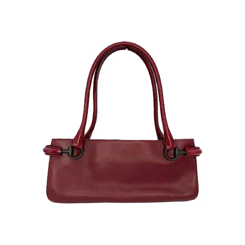 Gucci tote bags for women with a spacious interiorGucci Baguette Leather Shoulder Bag