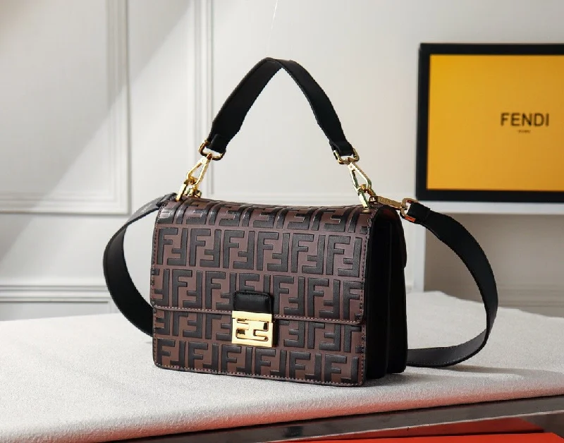 Fendi handbags with a metal - framed clasp for durability and a stylish lookLuxury  Bags Fendi 071