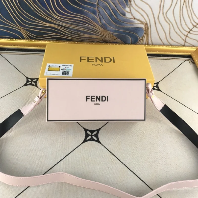 Fendi tote bags with a double - handle and shoulder - strap option for versatile carryingLuxury  Bags Fendi 052