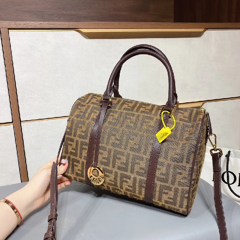 Ladies Fendi shoulder bags with a hidden magnetic pocket for discreet storageLuxury  Bags Fendi 149