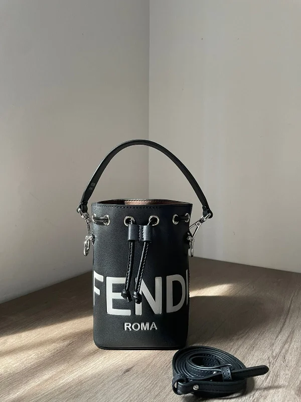 Fendi Peekaboo bags with a classic two - compartment design for organized storageLuxury  Bags Fendi 049