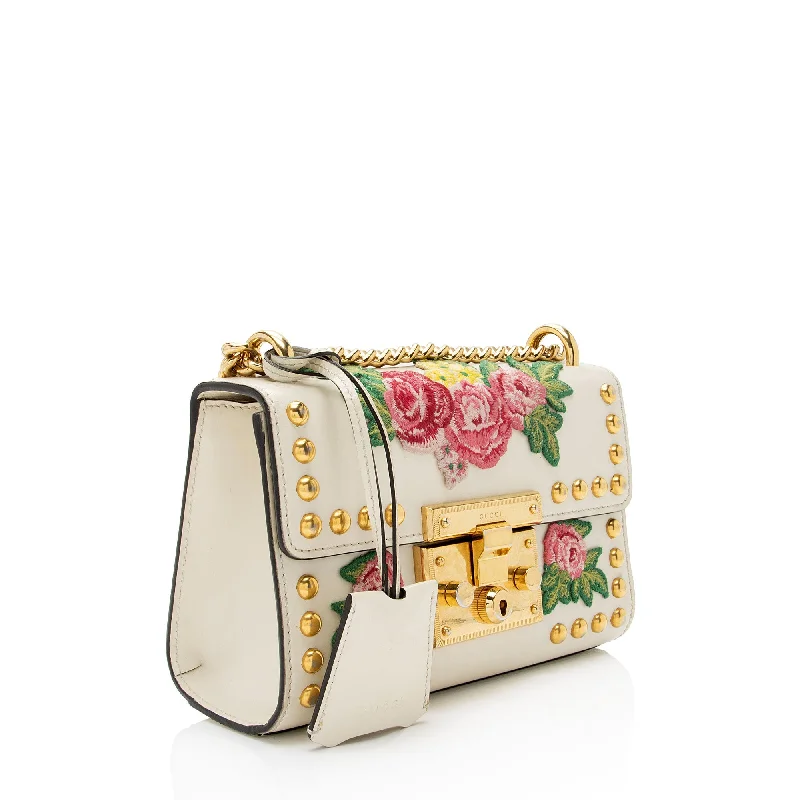 Women Gucci crossbody bags with a printed floral patternGucci Calfskin Floral Studded Padlock Small Shoulder Bag (SHF-XfBq3s)