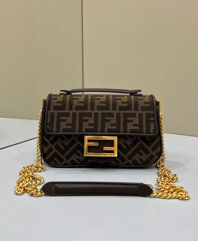 Medium - sized Fendi shoulder bags in rich, deep colors like burgundy for a sophisticated appearanceWF - Fendi Bags - 499