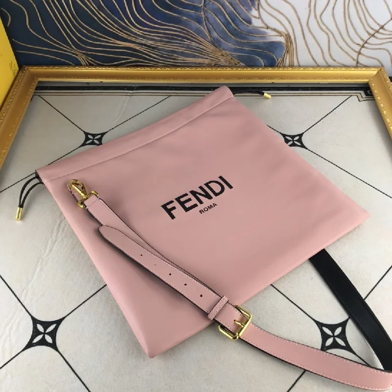 Fendi tote bags with a reinforced bottom for increased durabilityLuxury  Bags Fendi 044