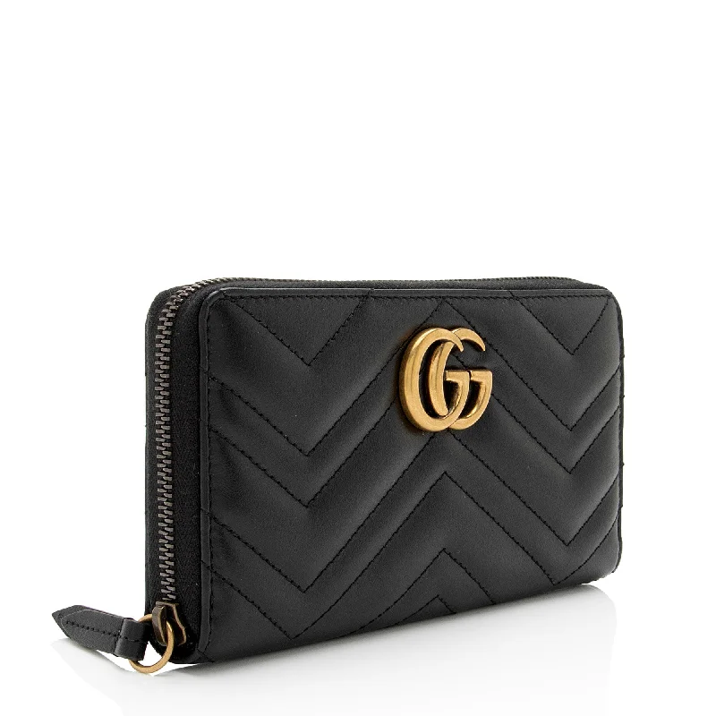 Gucci handbags for women with a metal - framed claspGucci Matelasse Leather GG Marmont Zip Wallet (SHF-svROoG)