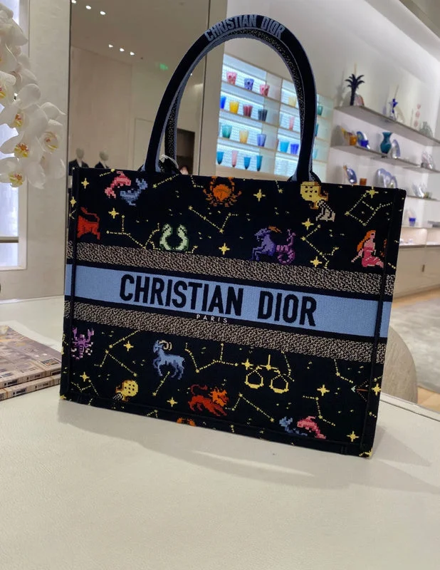 Christian Dior tote bags with a printed Dior logo on the frontChristian Dior Bags - 4791