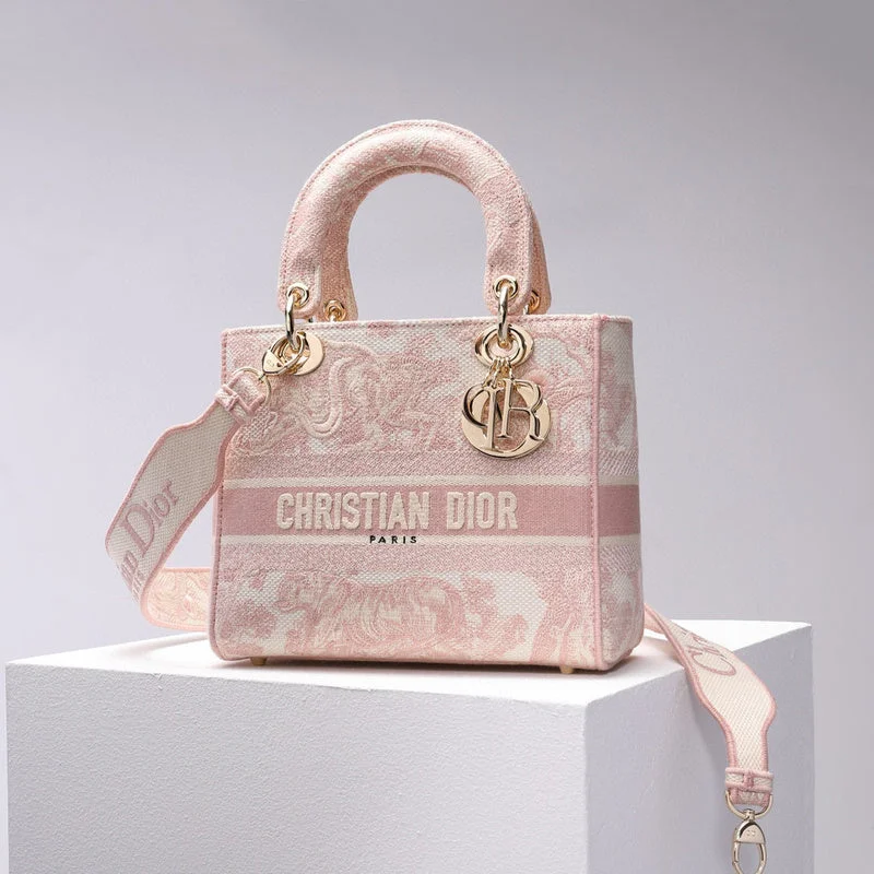 Stylish Christian Dior shoulder bags with a tassel - adorned zipperChristian Dior Bags - 4924