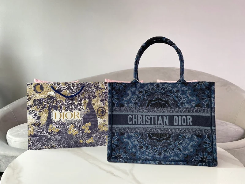 Christian Dior tote bags with a printed Dior logo on the frontChristian Dior - Luxury Bags  471