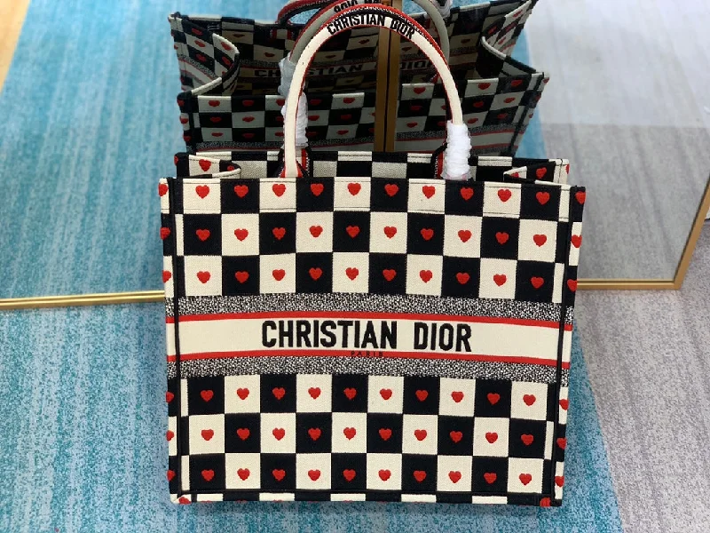 Christian Dior tote bags with a printed Dior logo on the frontChristian Dior - Luxury Bags  473