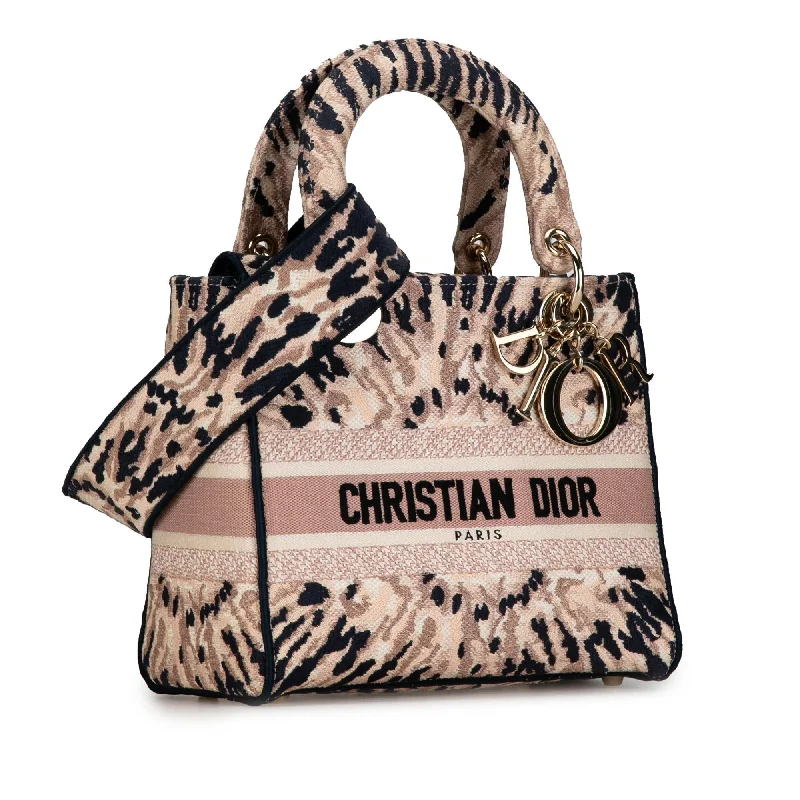 Luxury Christian Dior crossbody bags with a chain - link strapDior Medium Tie-Dye Lady D-Lite (F4Hf47)