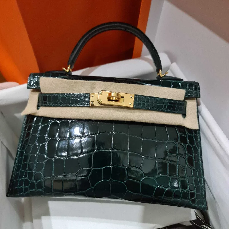 Hermès Kelly 20 Mini II Sellier Vert Cypress Shiny Alligator Gold Hardware - 2019, D